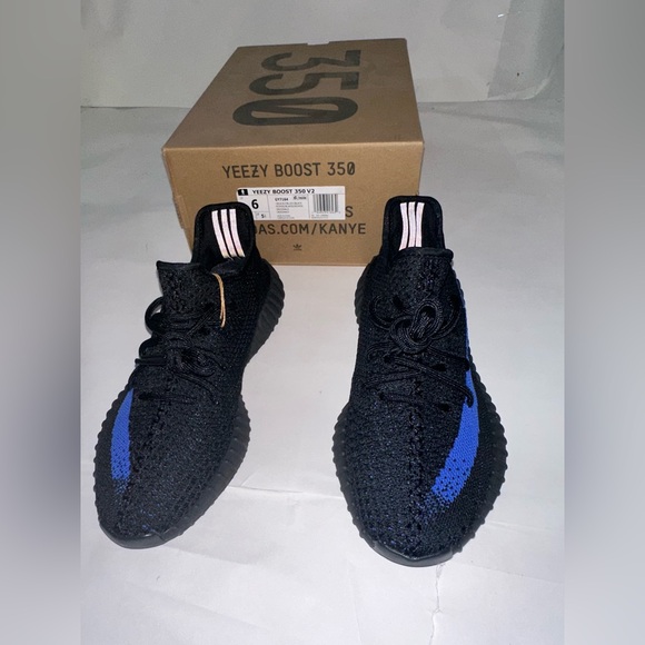 Adidas Yeezy Boost 350 V2 Black and Blue Men’s Sneakers BRAND NEW Shoes - Picture 4 of 5